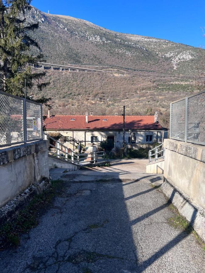 Il Rustico Uno A Bugnara Nella Valle Del Sagittario سولمونا المظهر الخارجي الصورة